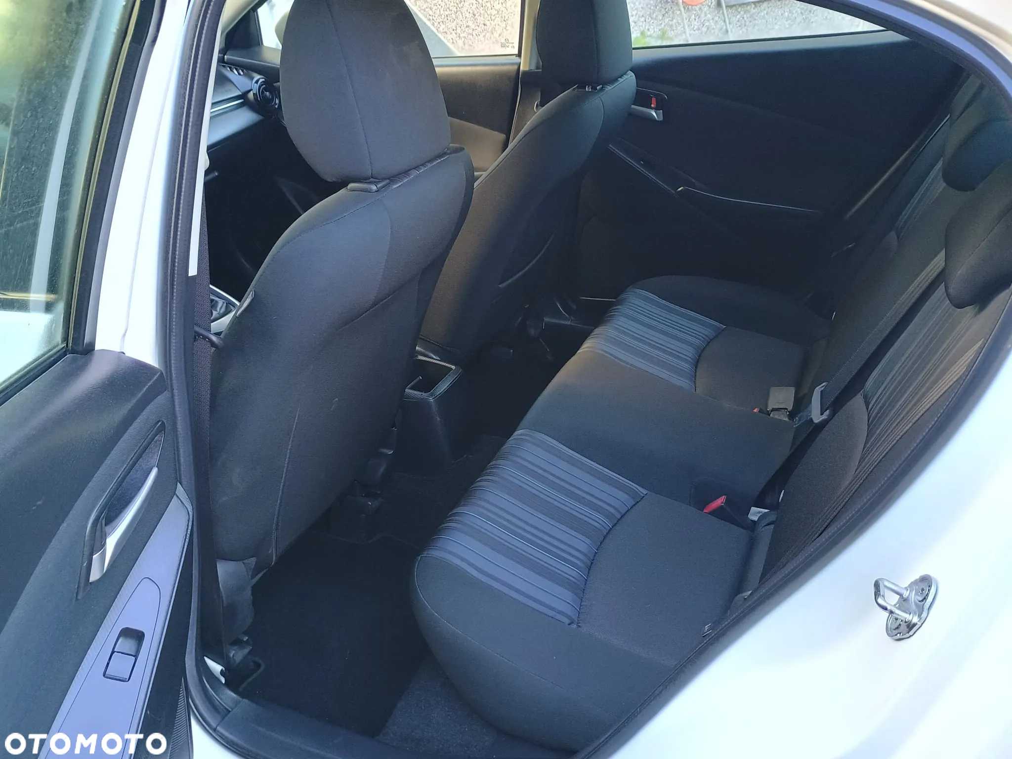 Mazda 2 SKYACTIV-G 75 Exclusive-Line - 14