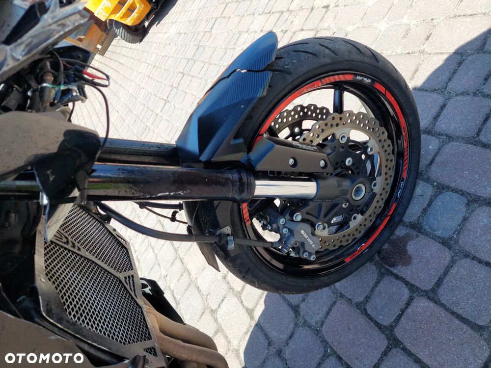 Kawasaki Versys 1000 - 13