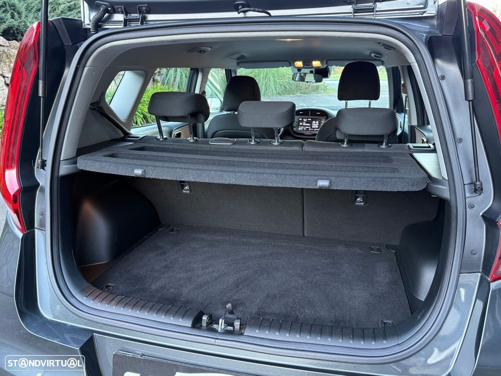 Kia e-Soul 64kWh - 23
