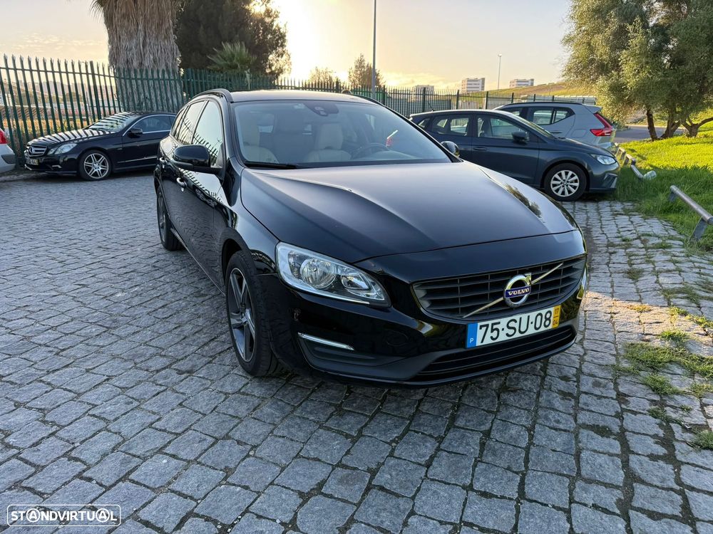 Volvo V60 2017 photo 5