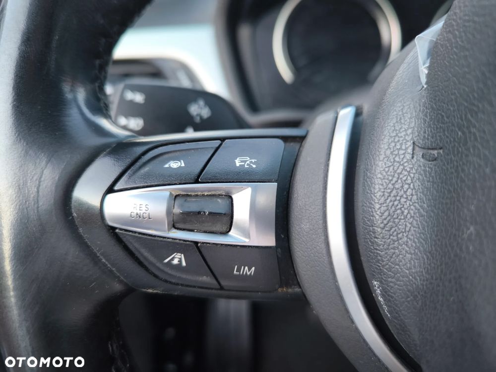 BMW X1 xDrive25e xLine - 15