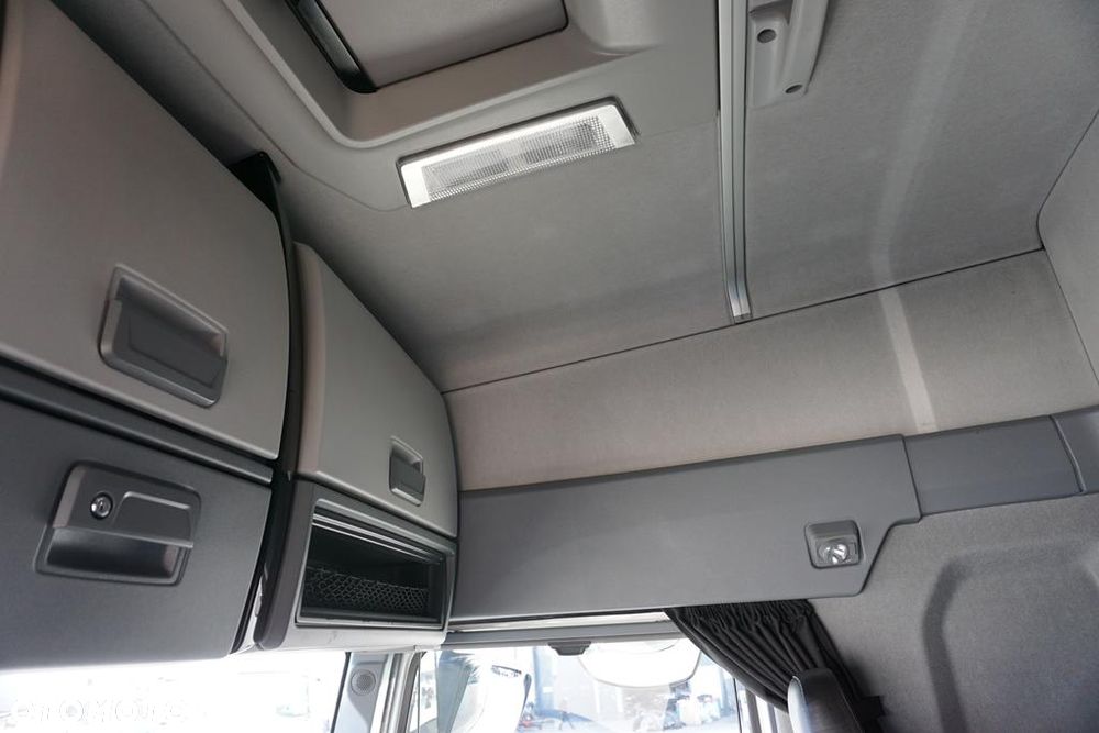 Renault T 460 / ACC / EURO 6 / SLEEPER CAB / RETARDER - 40