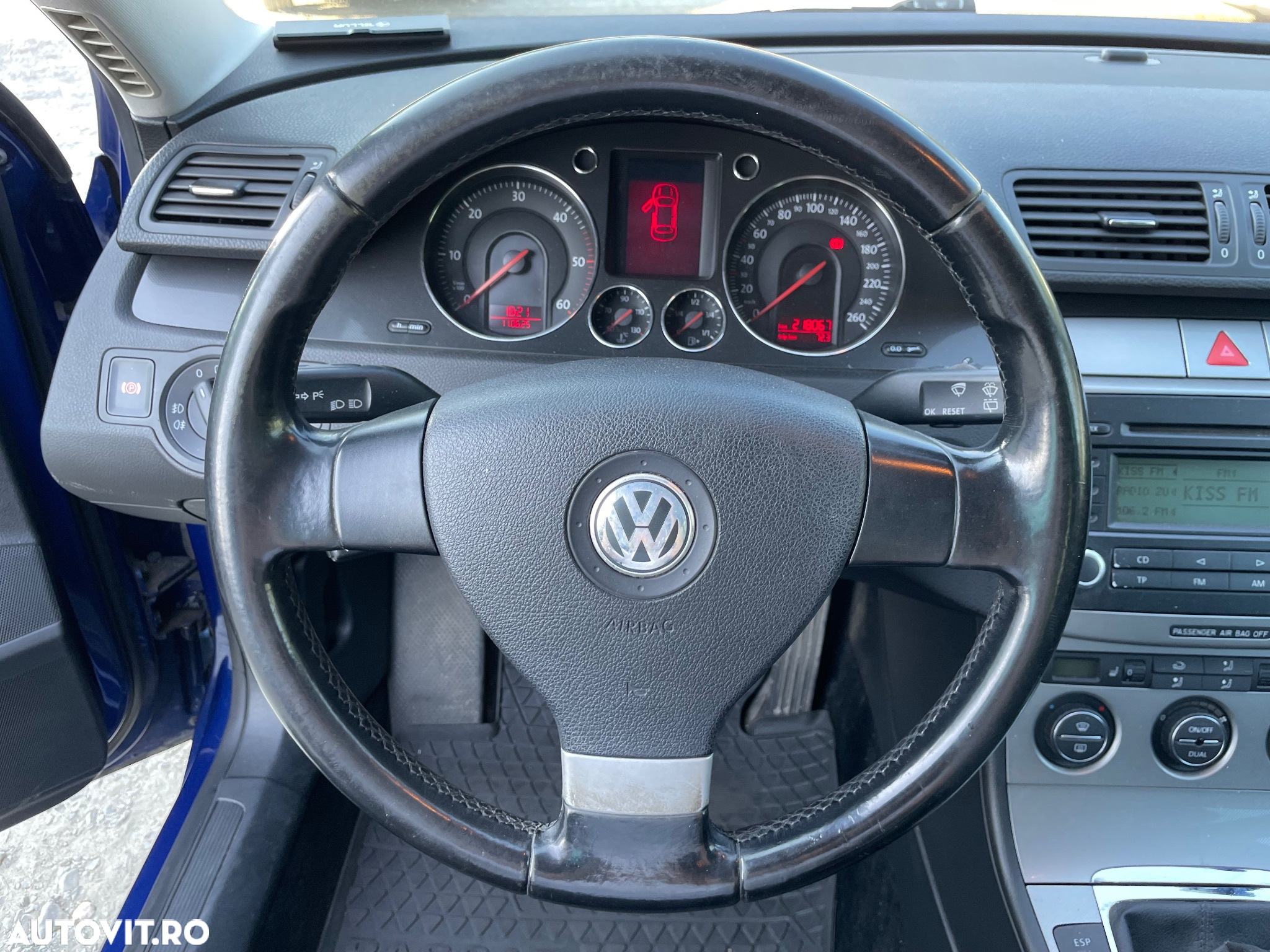 Volkswagen Passat - 18