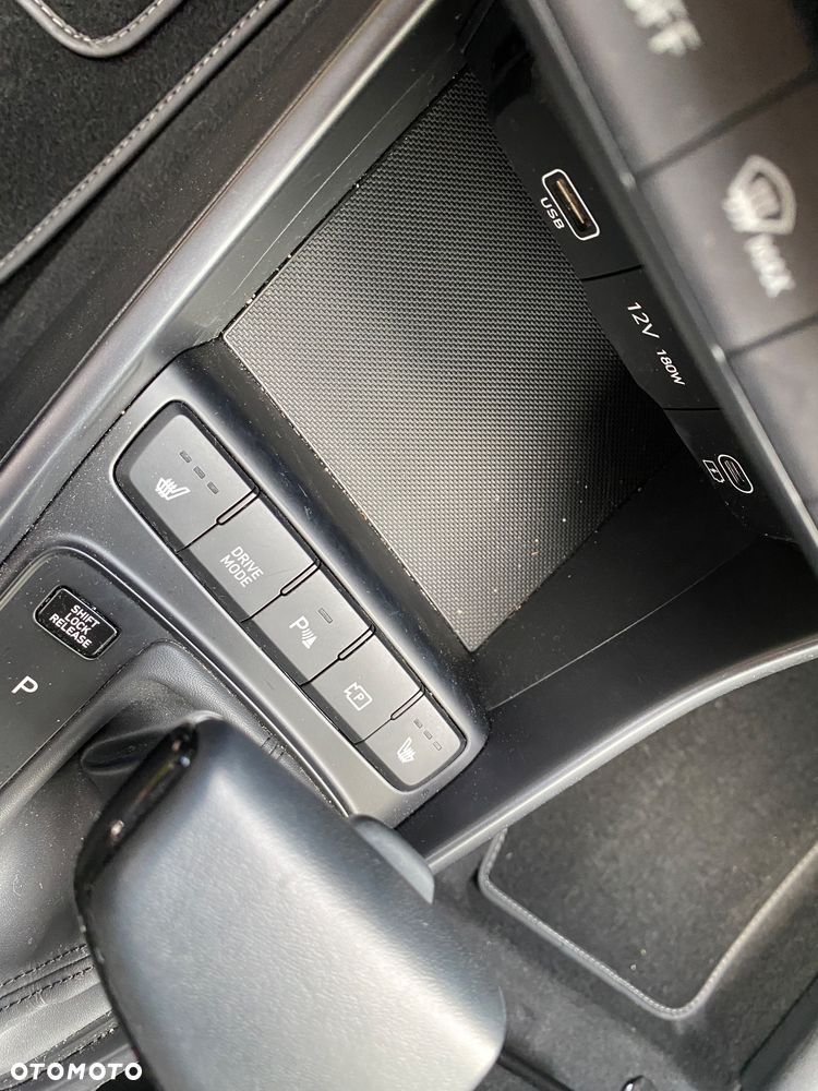 Hyundai Bayon 1.0 T-GDI Executive DCT - 31