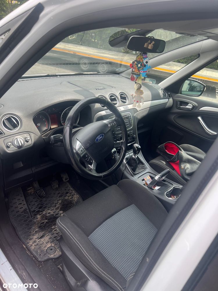 Ford S-Max - 4