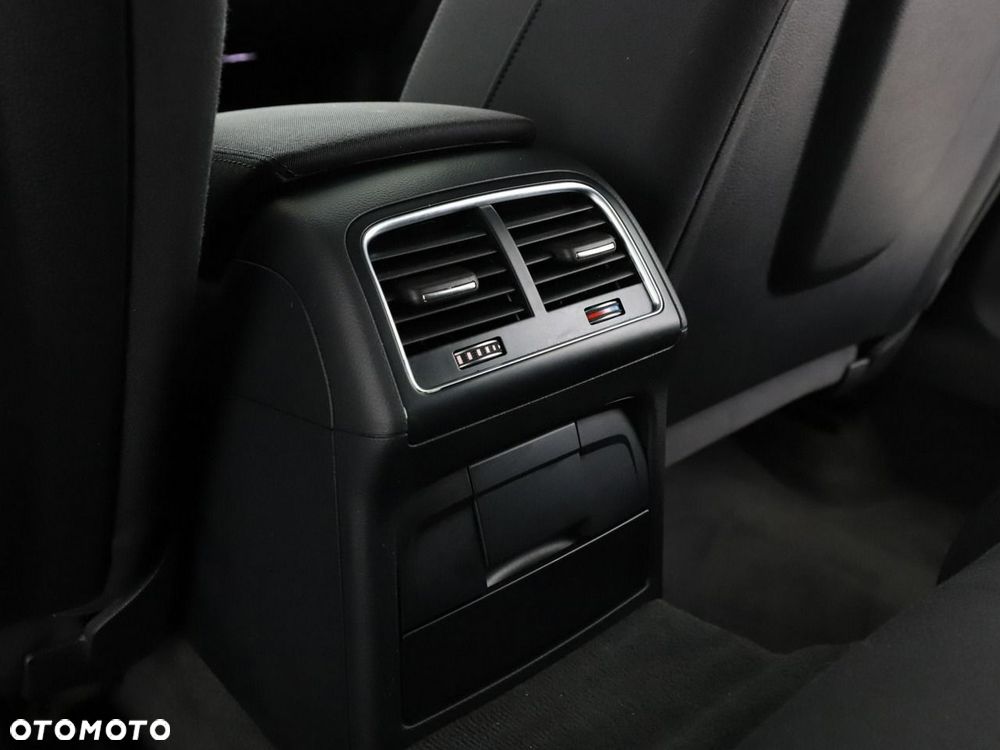 Audi A4 Avant 2.0 TDI S tronic - 35