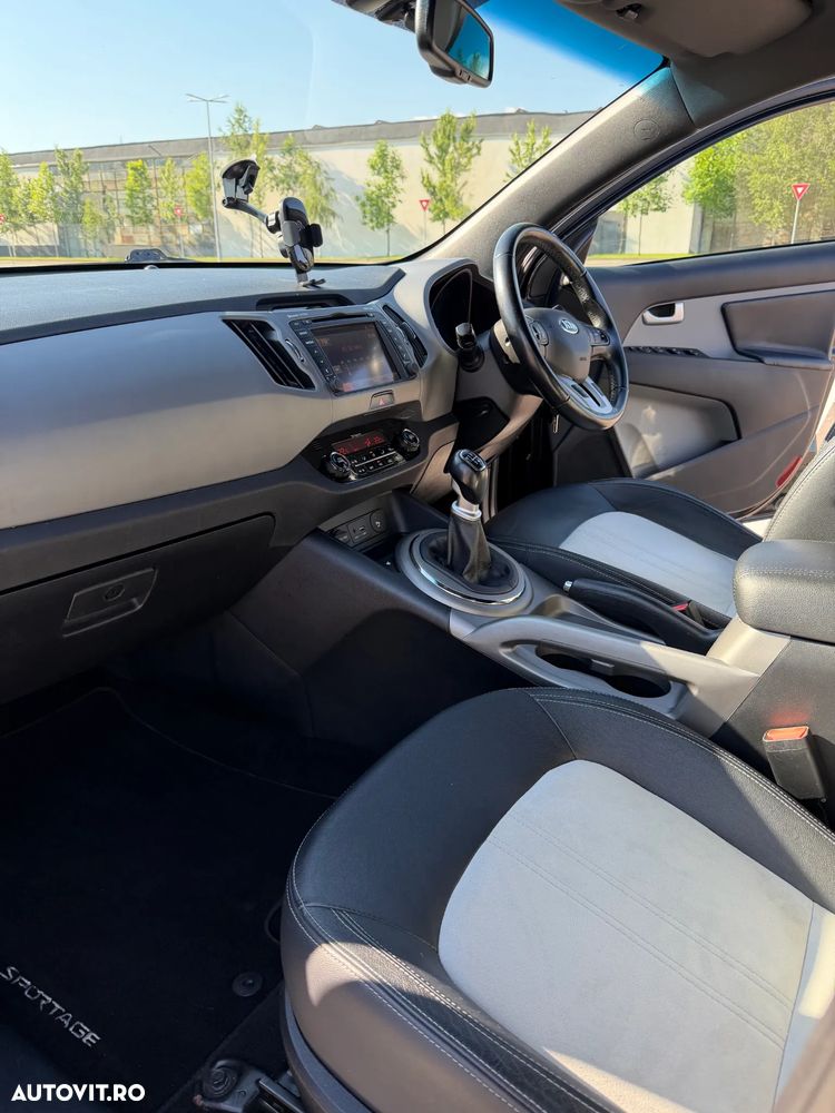 Kia Sportage - 13