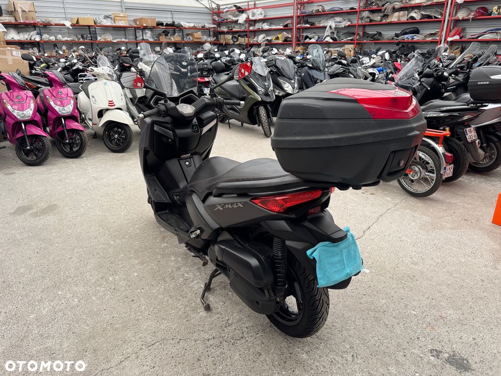 Yamaha X-max - 5