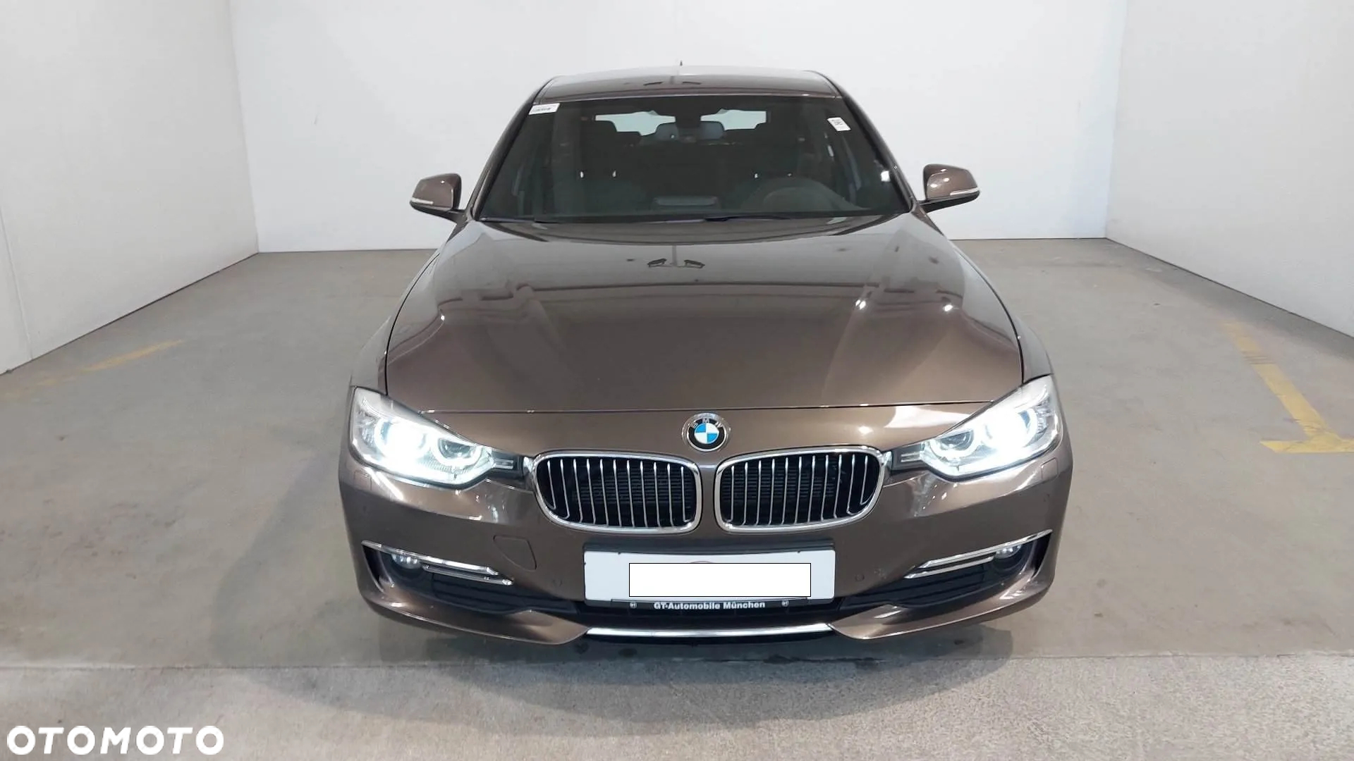 BMW Seria 3 320d Touring Luxury Line - 6