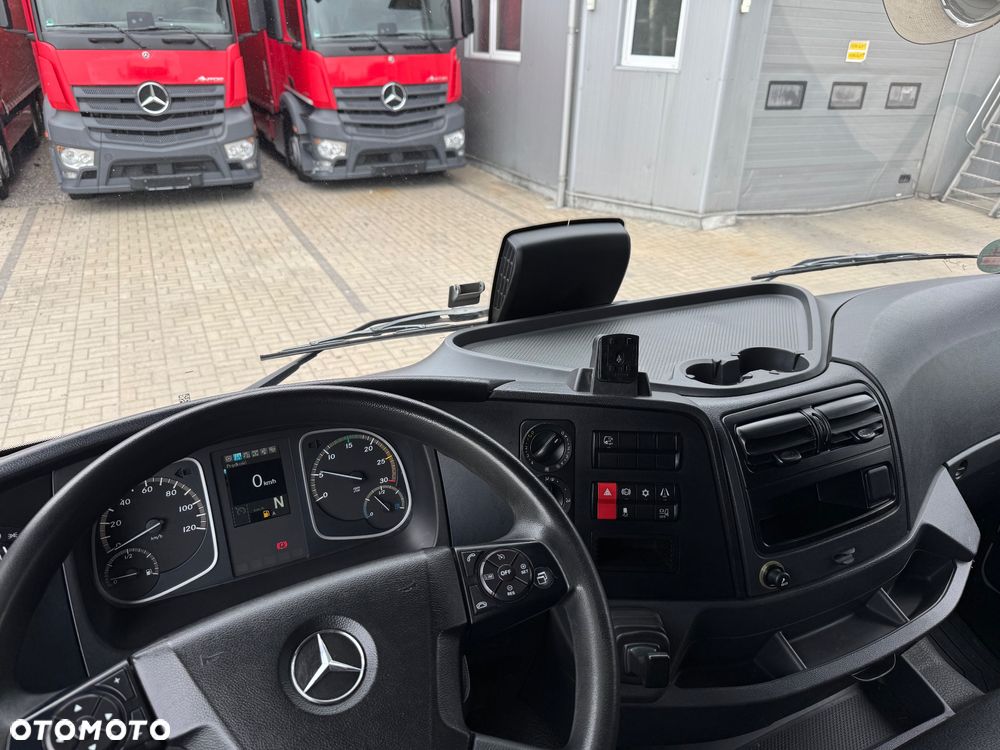 Mercedes-Benz ATEGO - 29