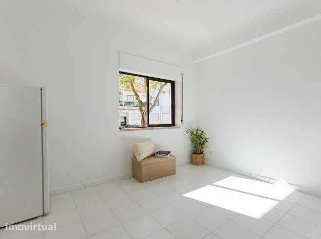 T1 Remodelado e Luminoso | Marisol | Charneca da Caparica - Grande imagem: 5/12