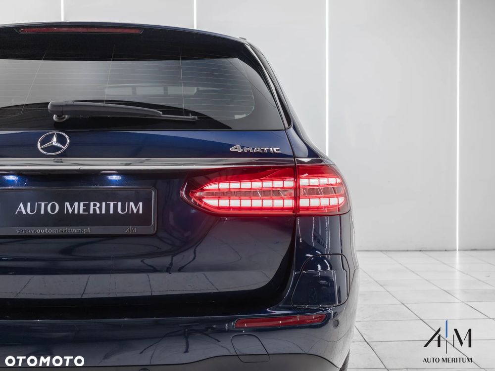 Mercedes-Benz Klasa E 300 de 4-Matic AMG - 9