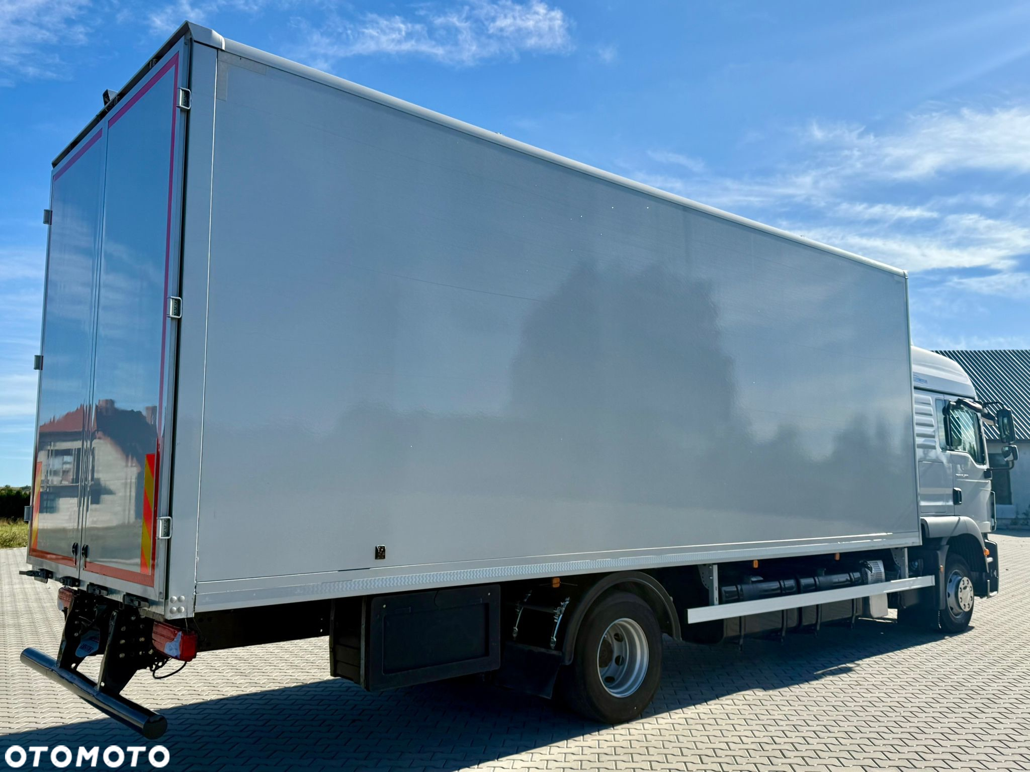 MAN TGM 15.290 / KONTENER / IZOTERMA / AUTOMAT / 7.5 M DŁUGOŚCI / 18 PALET / SYPIALKA / EURO 6 / 2020 ROK / 480 TYS KM / SPROWADZONY - 5