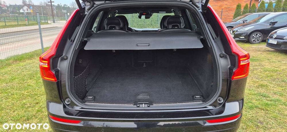 Volvo XC 60 D4 SCR AWD R-Design - 22