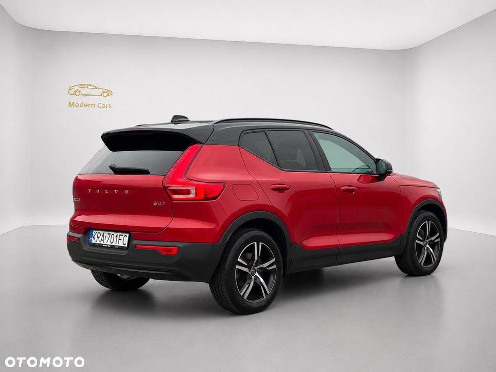 Volvo XC 40 B4 B AWD R-Design - 5