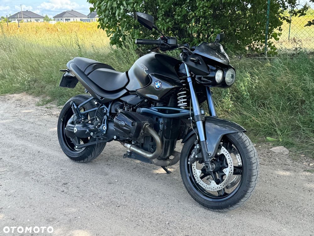 BMW R - 1