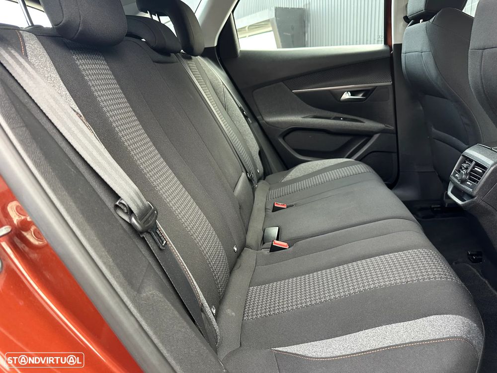 Peugeot 3008 - 19