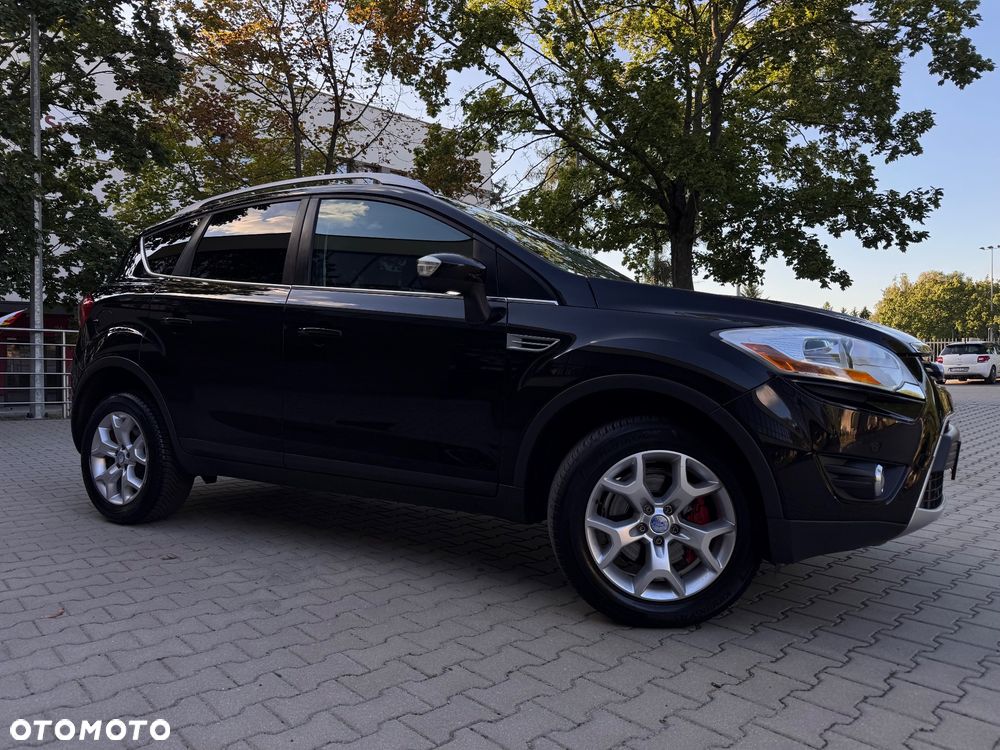Ford Kuga 2.0 TDCi 2x4 Titanium - 2