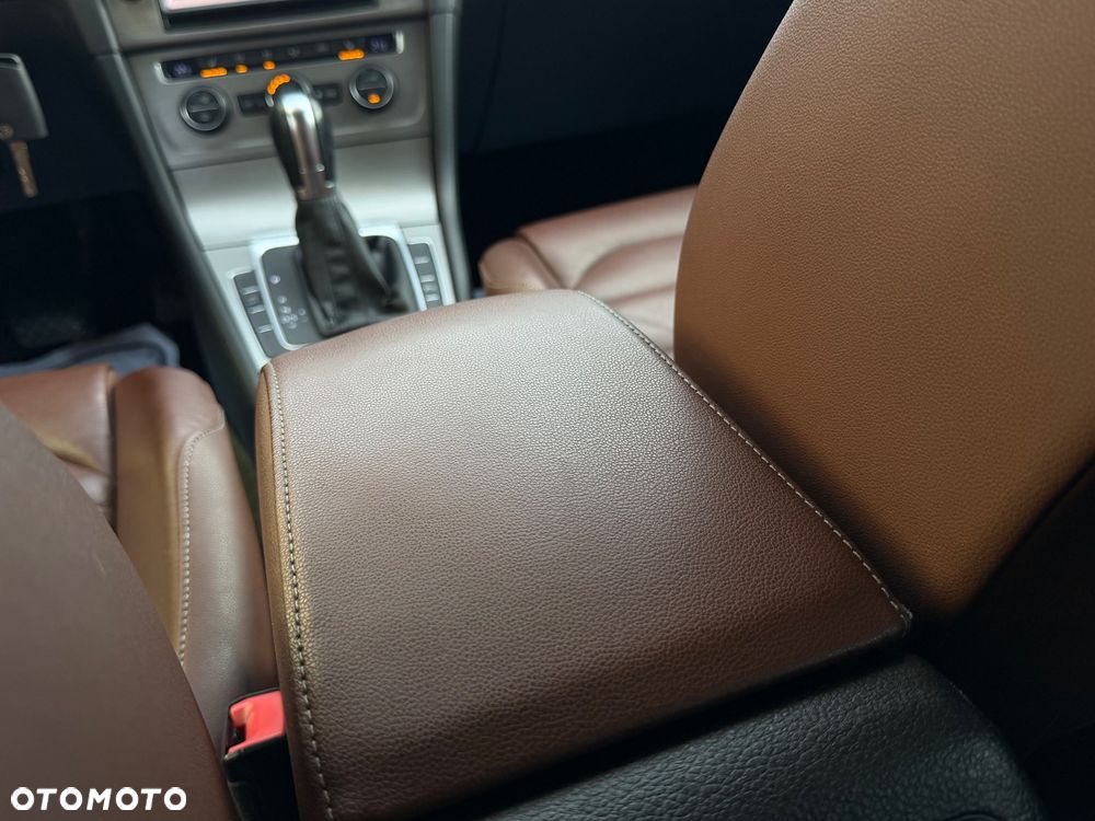 Volkswagen Golf 1.6 TDI (BlueMotion Technology) DSG Trendline - 29