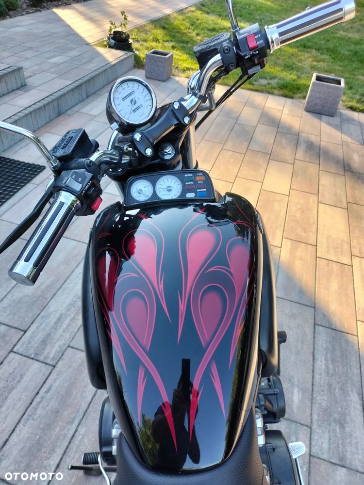 Yamaha V-MAX - 1