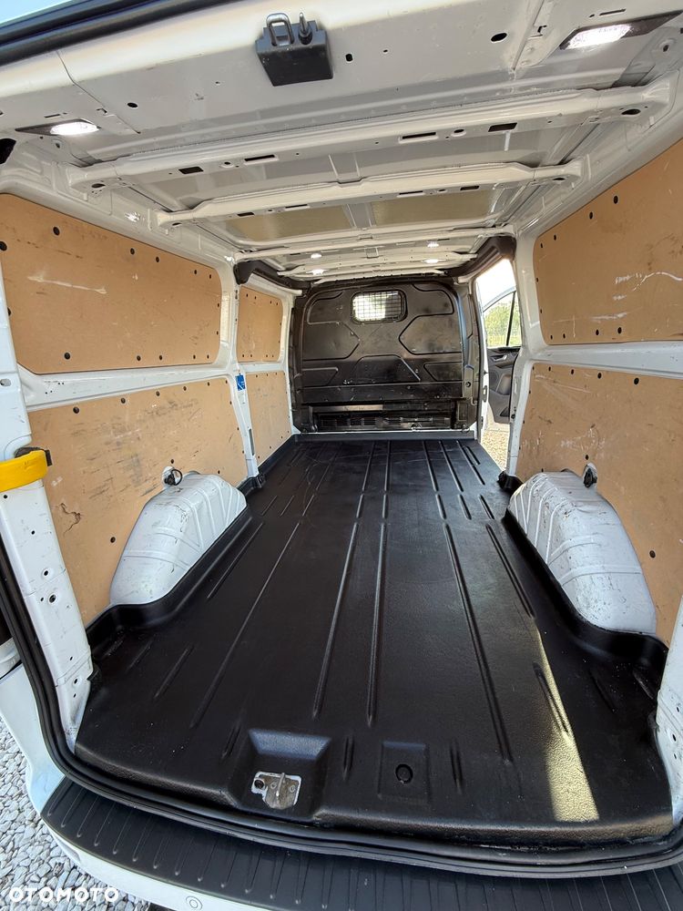 Ford Transit Custom - 37