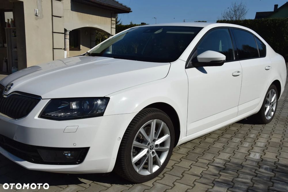 Skoda Octavia 2.0 TDI 4x4 Elegance DSG - 1