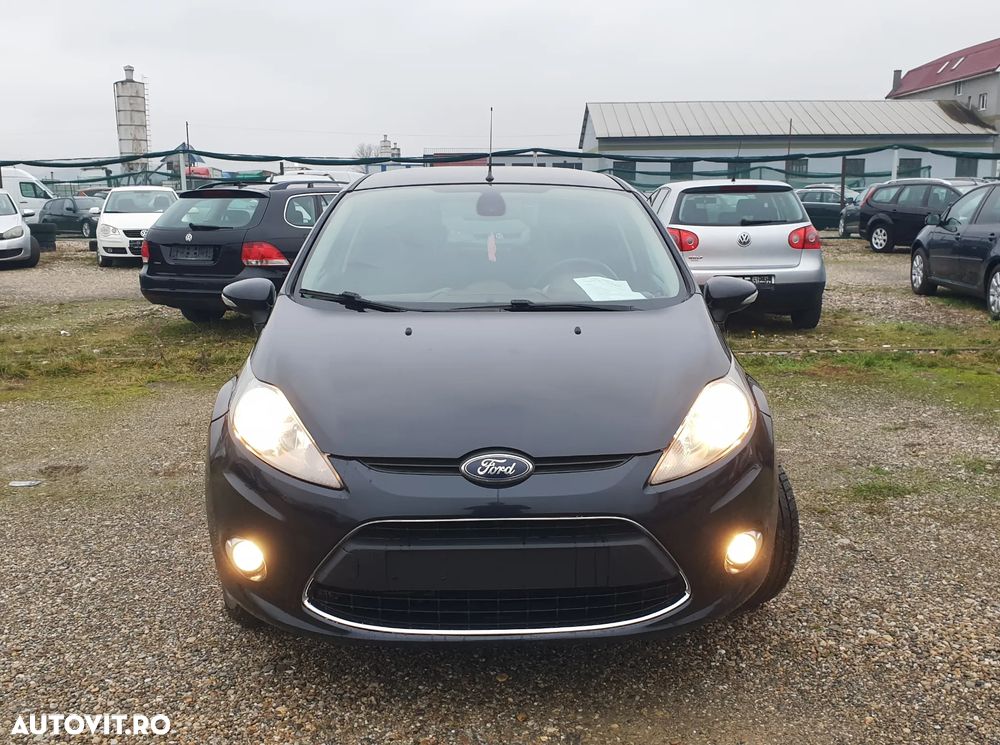 Ford Fiesta 1.6 TDCI SYNC Edition - 8