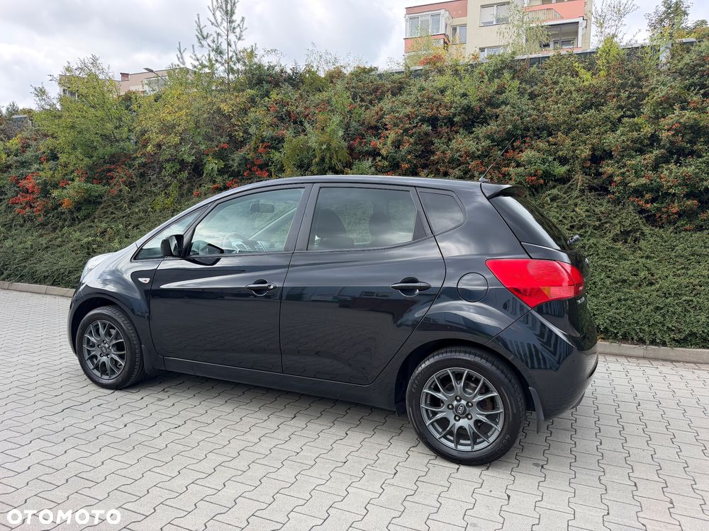 Kia Venga 1.4 Business Line - 4