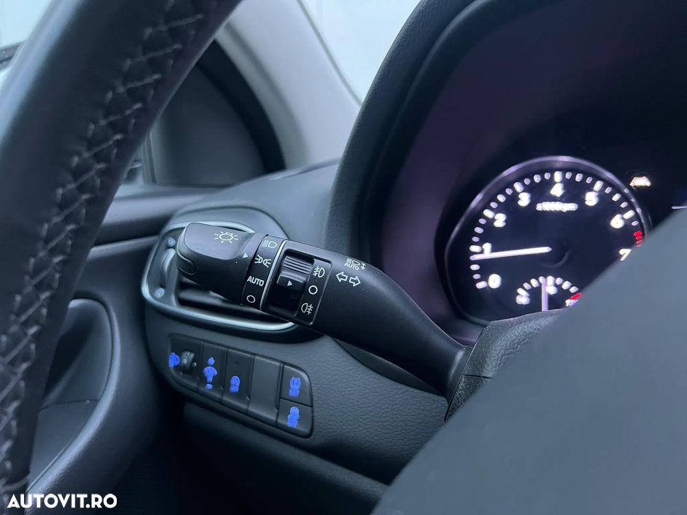 Hyundai i30 1.5 110CP 5DR M/T Comfort - 17