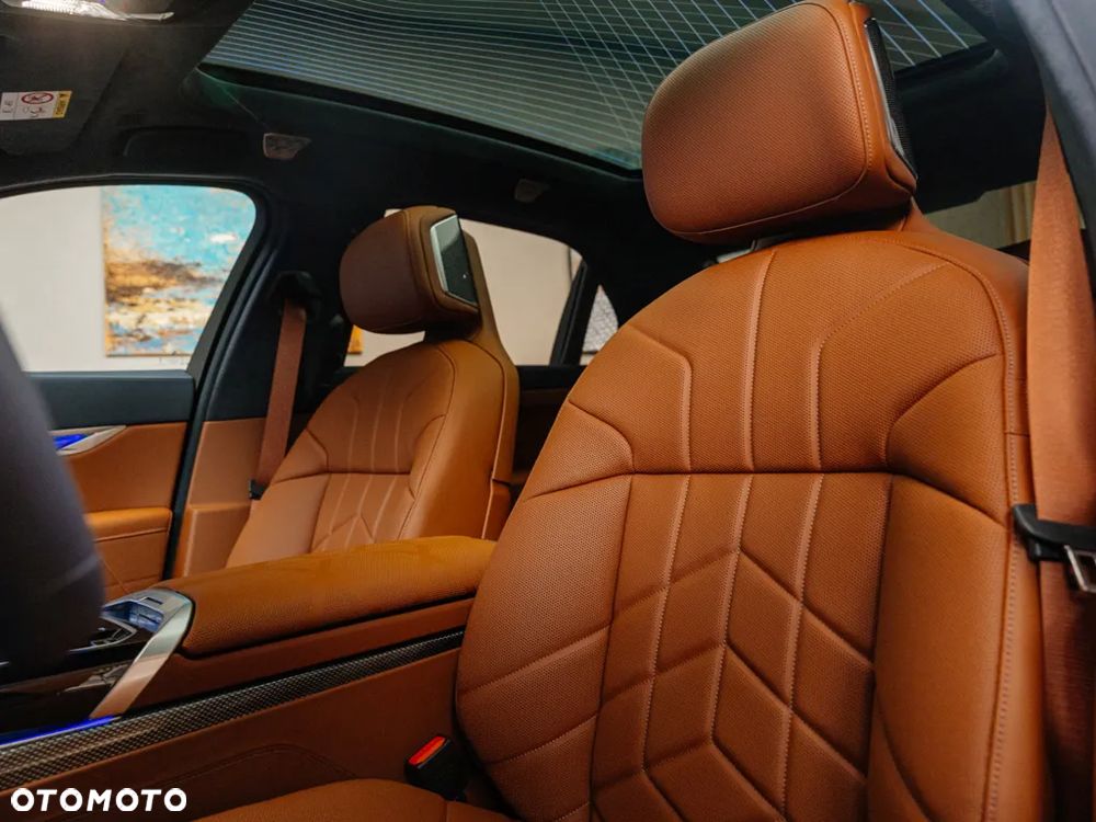 BMW Seria 7 M760e PHEV xDrive sport - 15