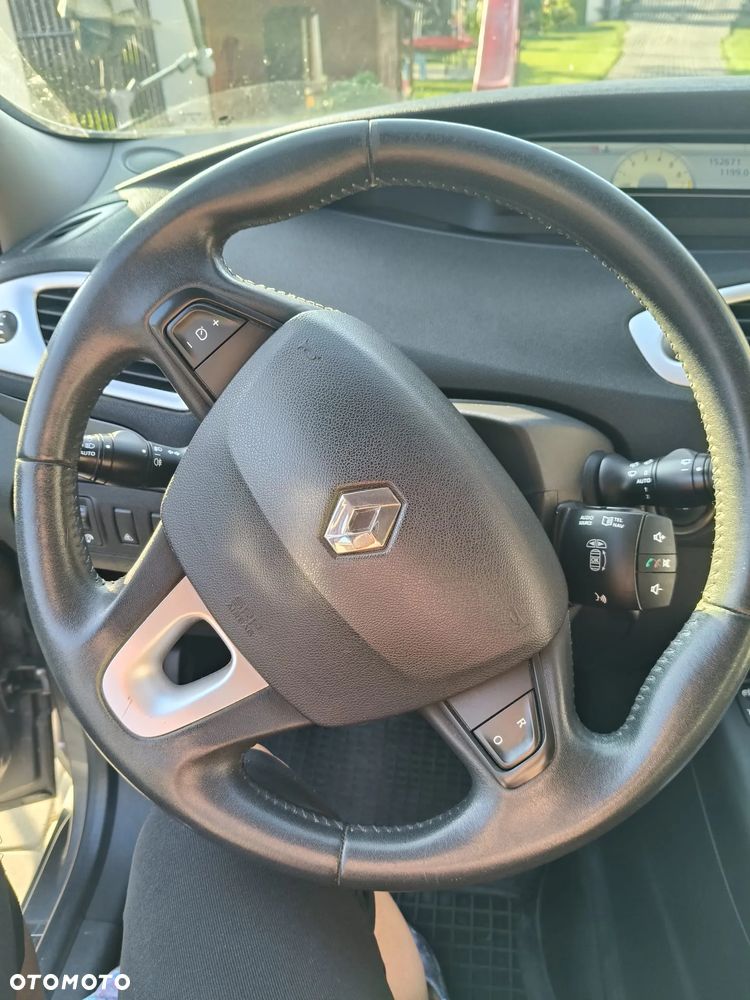 Renault Scenic 1.6 16V Confort Expression - 4