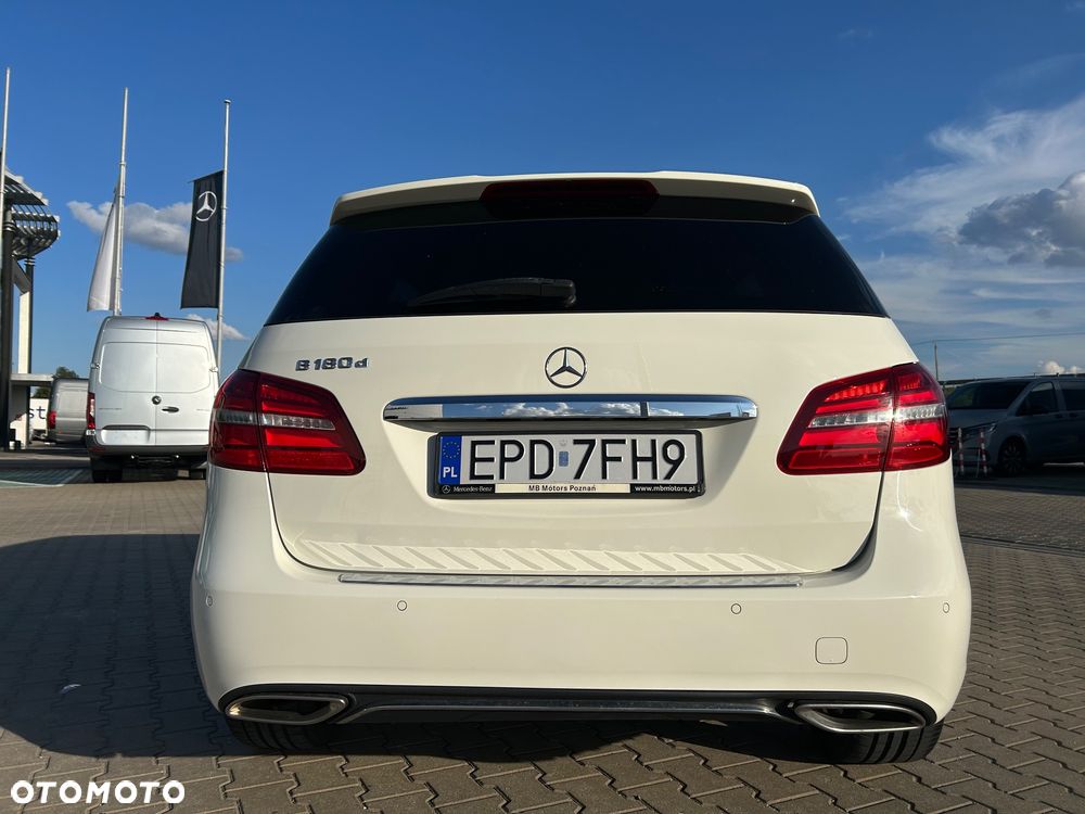 Mercedes-Benz Klasa B 180 (CDI) d 7G-DCT AMG Line - 4