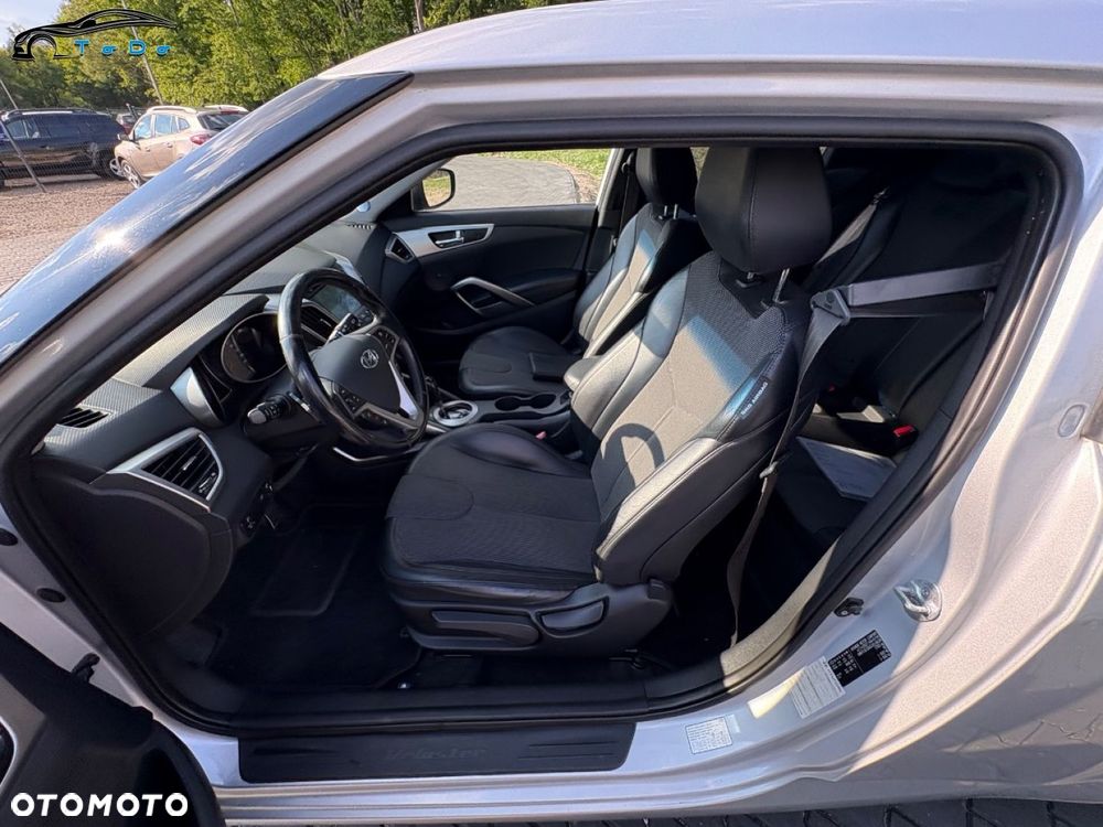 Hyundai Veloster 1.6 GDI Premium - 20