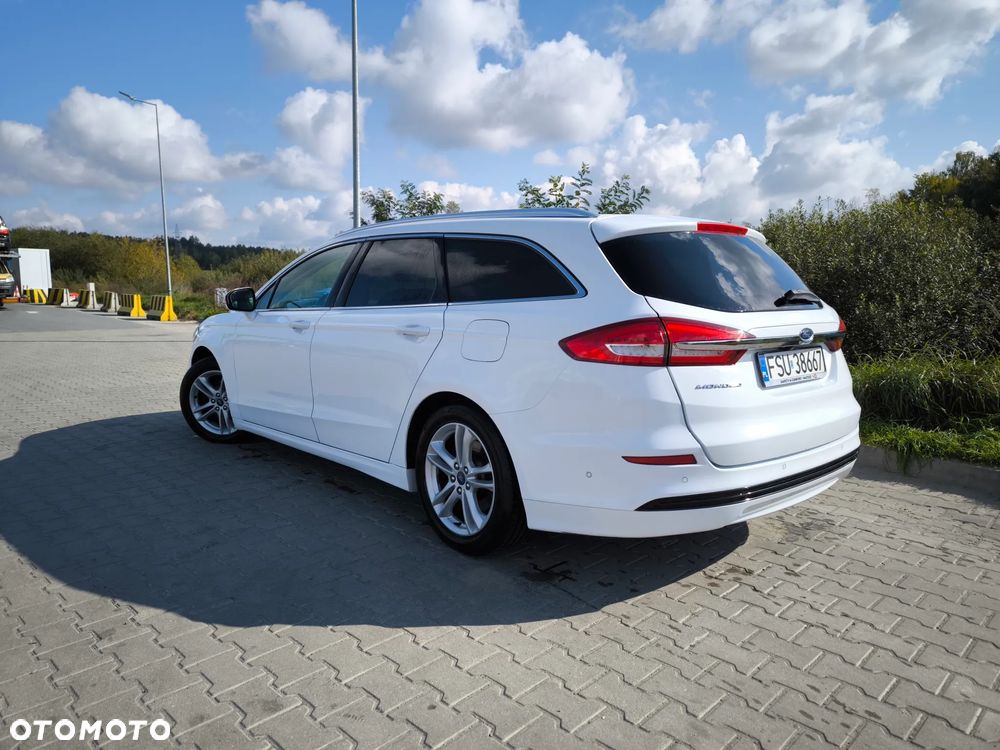 Ford Mondeo 2.0 EcoBlue Titanium - 13