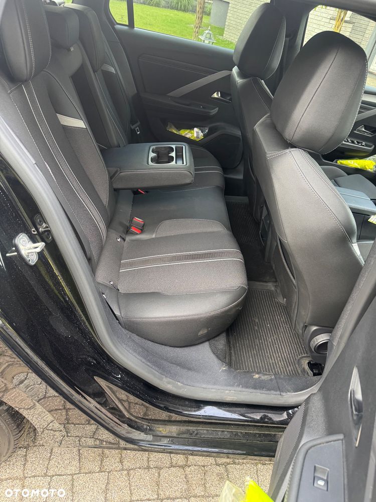 Opel Astra 1.6 T Plug-in Hybrid GS Line - 27