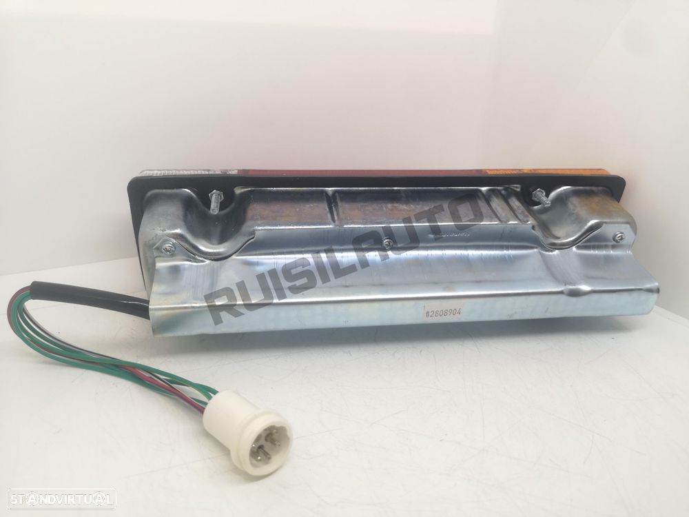 Farolim Trás Painel Direito 214-1906r-o Mitsubishi L300 Iii [19 - 3