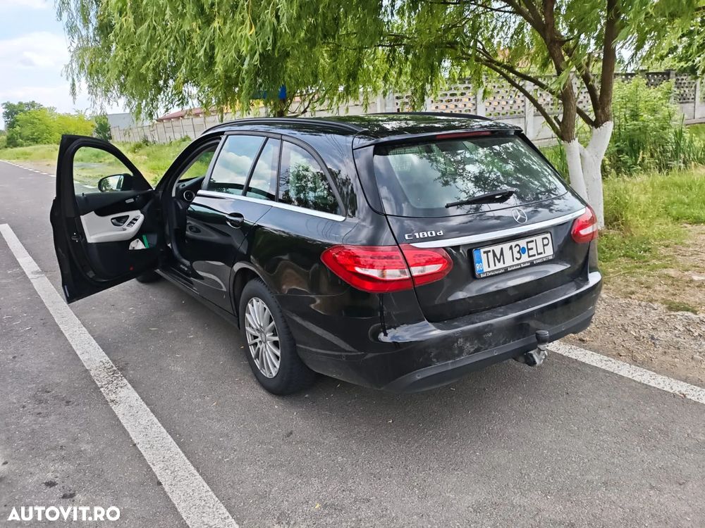 Mercedes-Benz C - 9