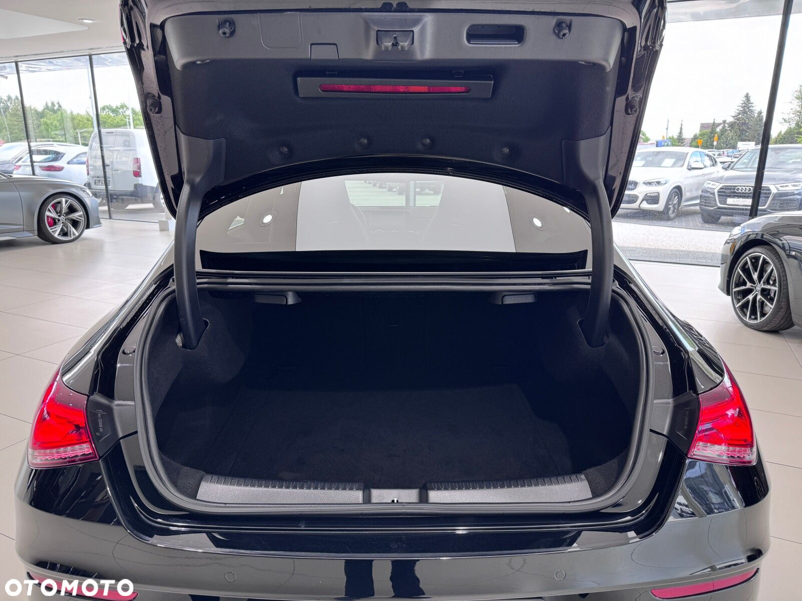 Mercedes-Benz CLA 200 d Edition 1 8G-DCT - 17