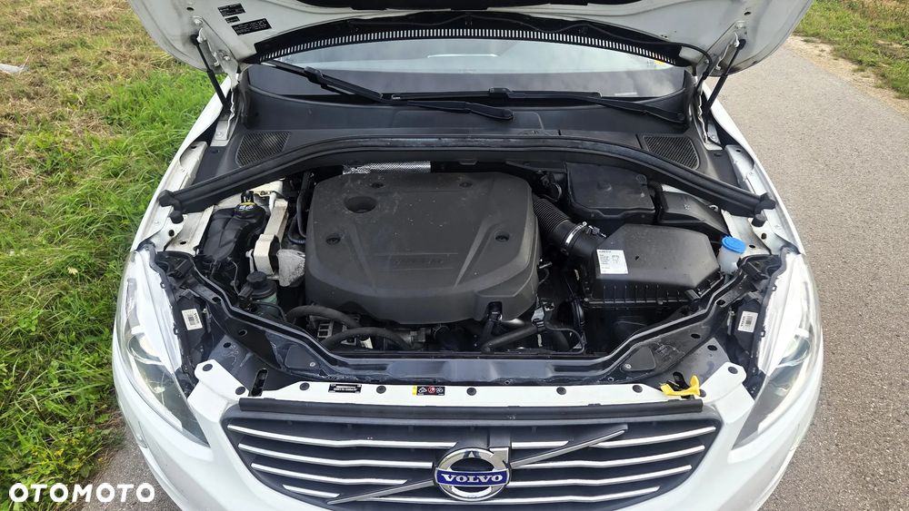 Volvo XC 60 D3 Geartronic Momentum - 35