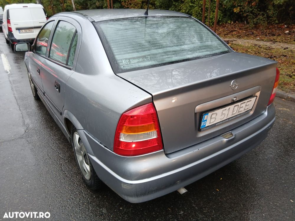 Opel Astra - 2