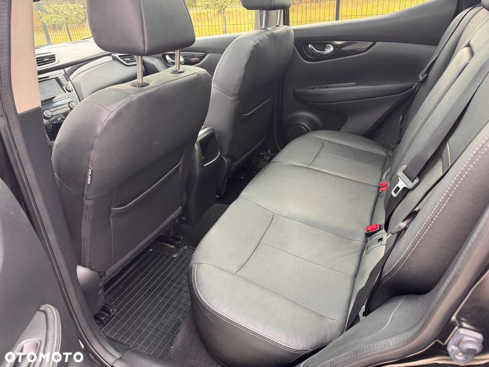 Nissan Qashqai 1.5 dCi Tekna EU6 - 23