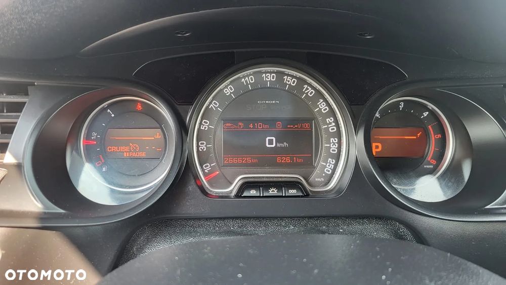Citroën C5 2.2 HDi Exclusive - 8