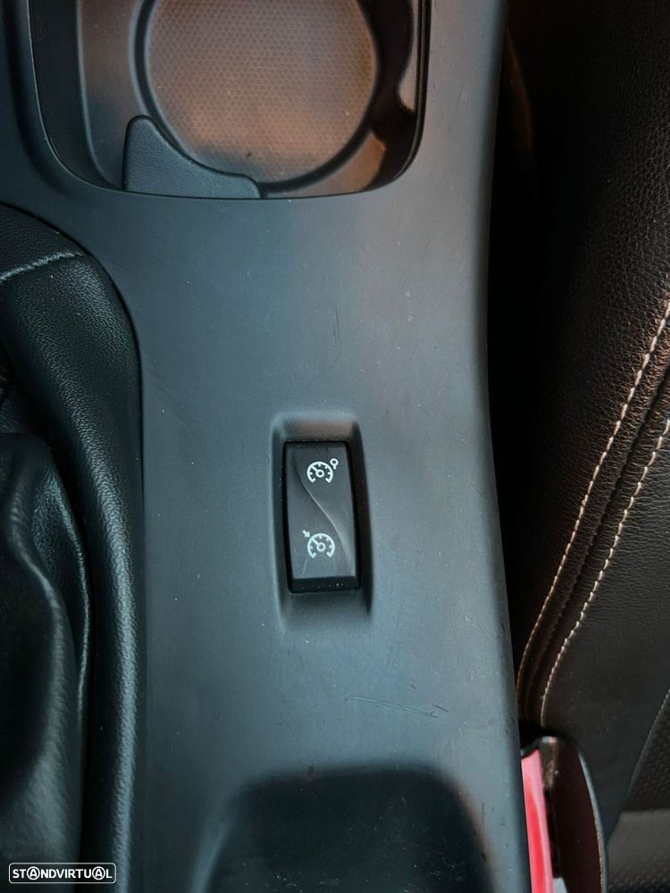 Renault Mégane Coupe 2.0 T 16V RS - 36