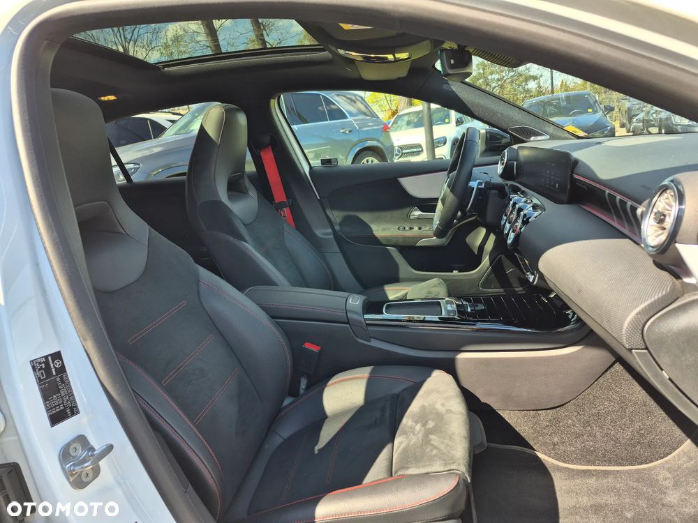 Mercedes-Benz Klasa A 35 AMG 4-Matic 8G-DCT - 35