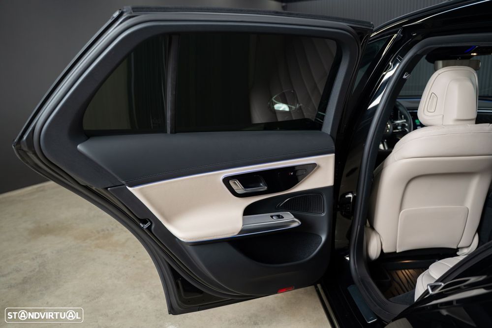 Mercedes-Benz E 300 Standard - 50