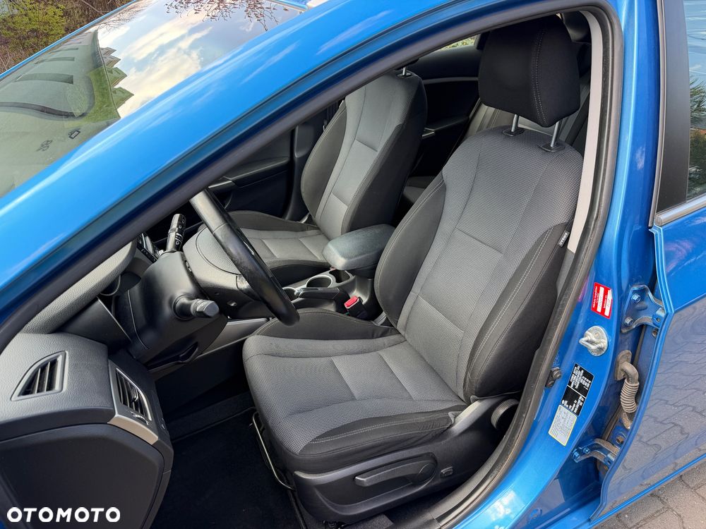 Hyundai i30 Kombi 1.6 GDi DCT Premium - 22