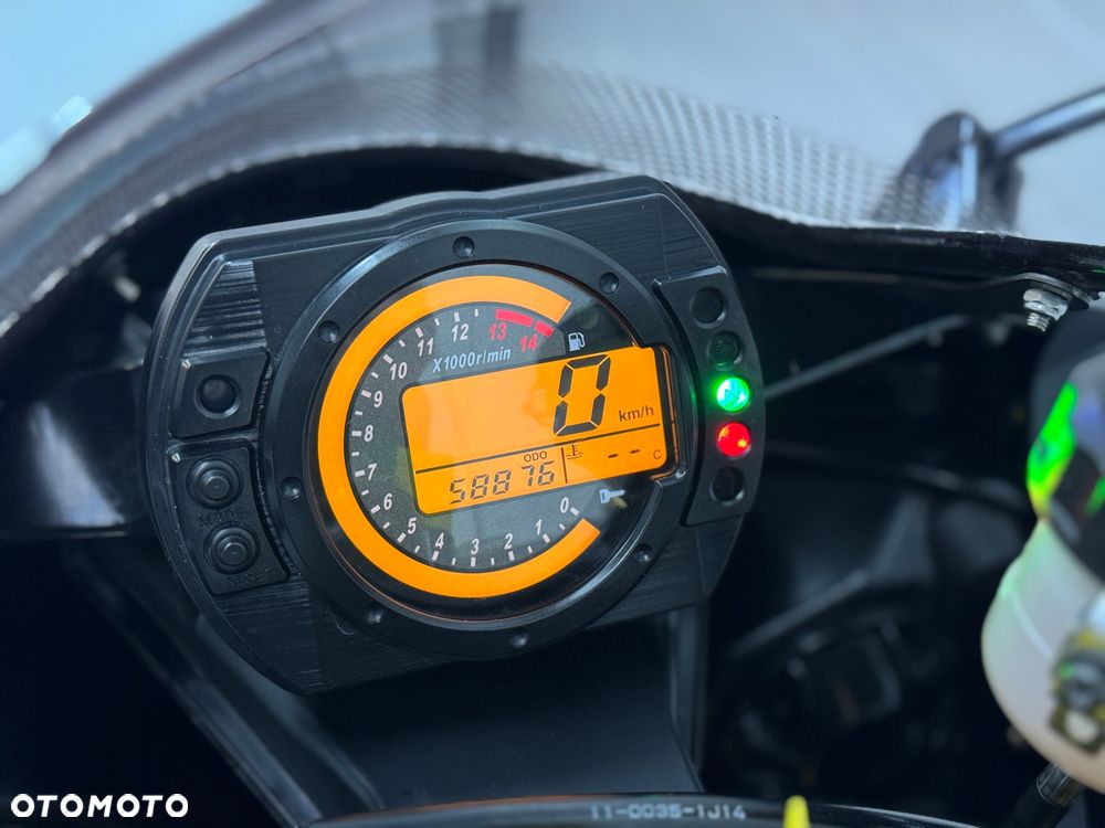 Kawasaki ZXR - 23