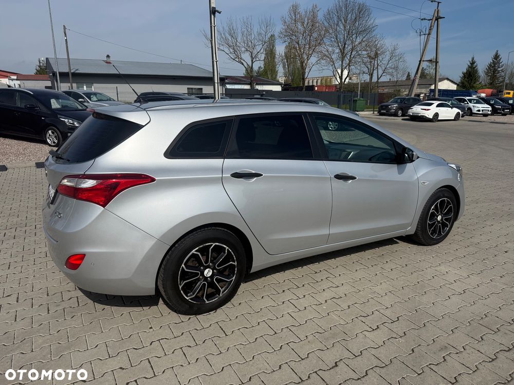 Hyundai i30 1.4 Fifa World Cup Edition - 11