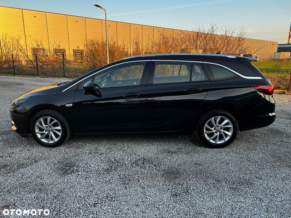 Opel Astra 1.2 Turbo Business Edition - 12