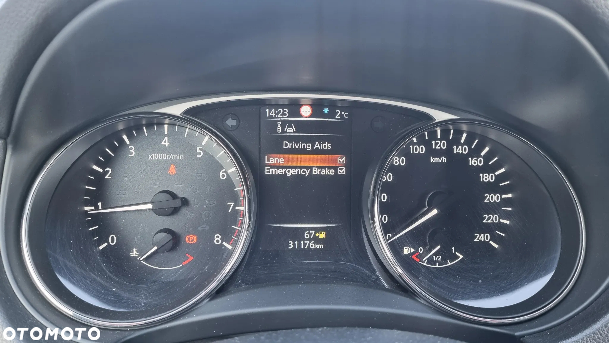 Nissan X-Trail 1.6 DIG-T N-Connecta 2WD - 26